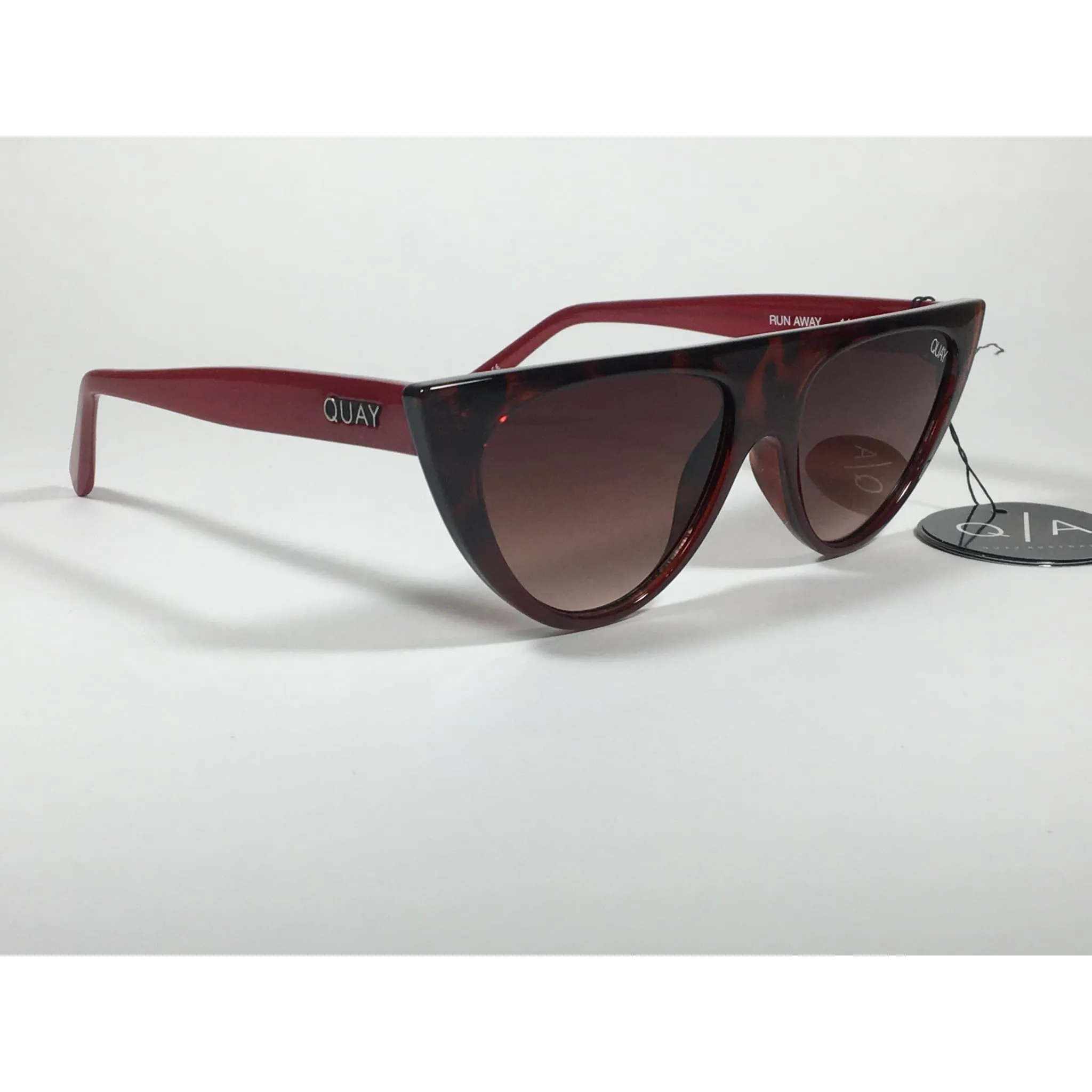 Quay Australia QW000296 TORTRD/BRN Run Away Flat Cat Eye Sunglasses Red Brown Tortoise Gradient Lenses